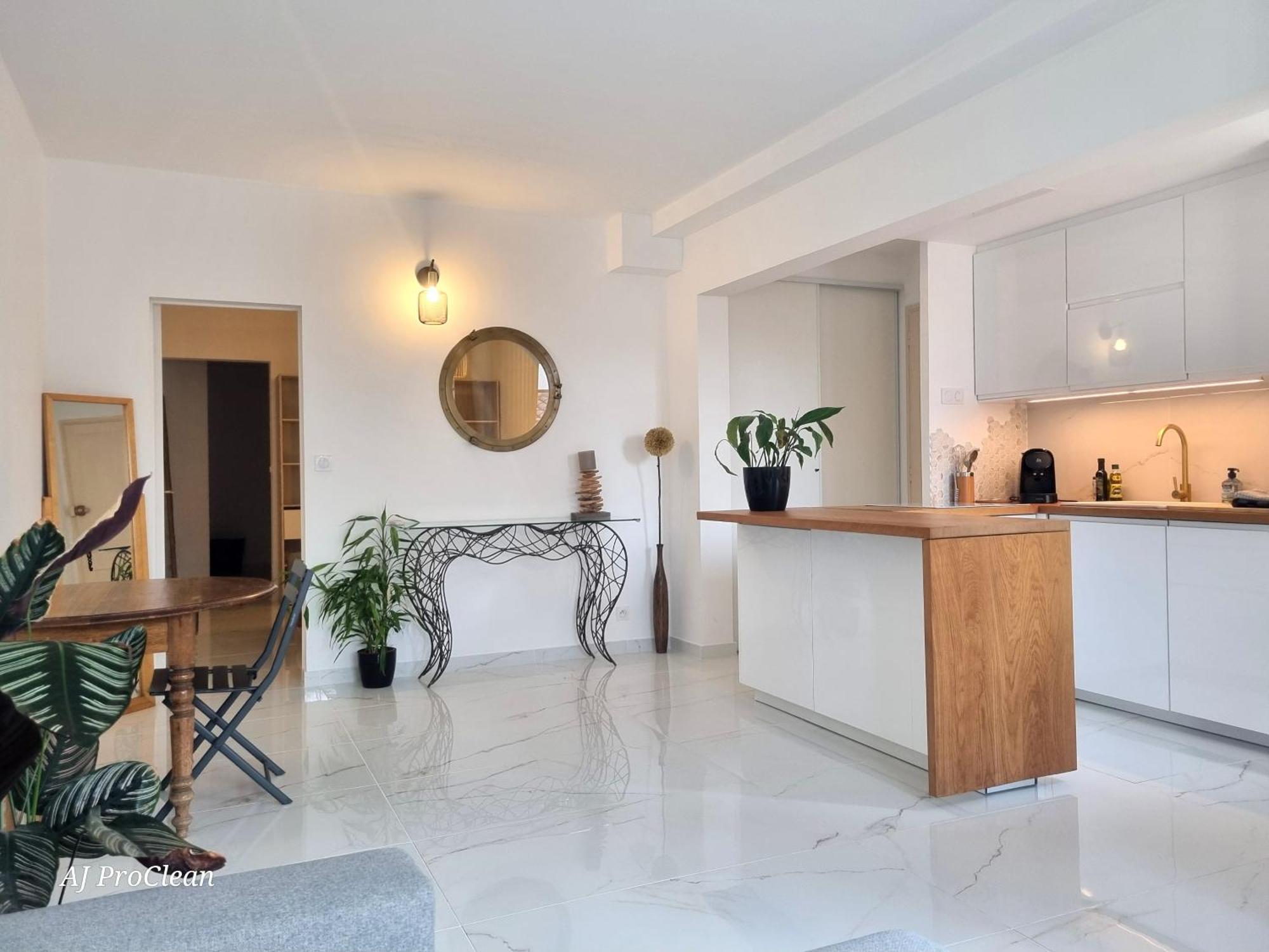 Loft Les Cigales, Refait A Neuf A 5min De La Avec Parking - By Auraconciergerie *